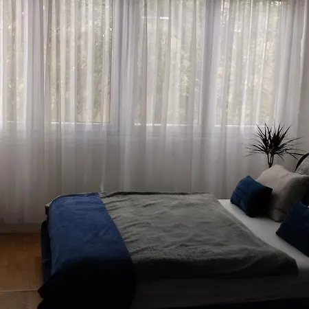 Aria 2 Апартаменты *